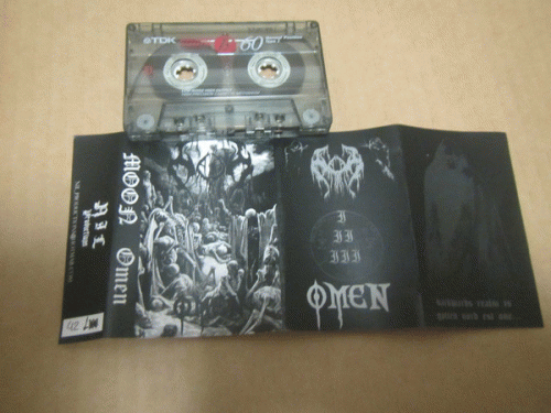 Moon (AUS) : Omen
